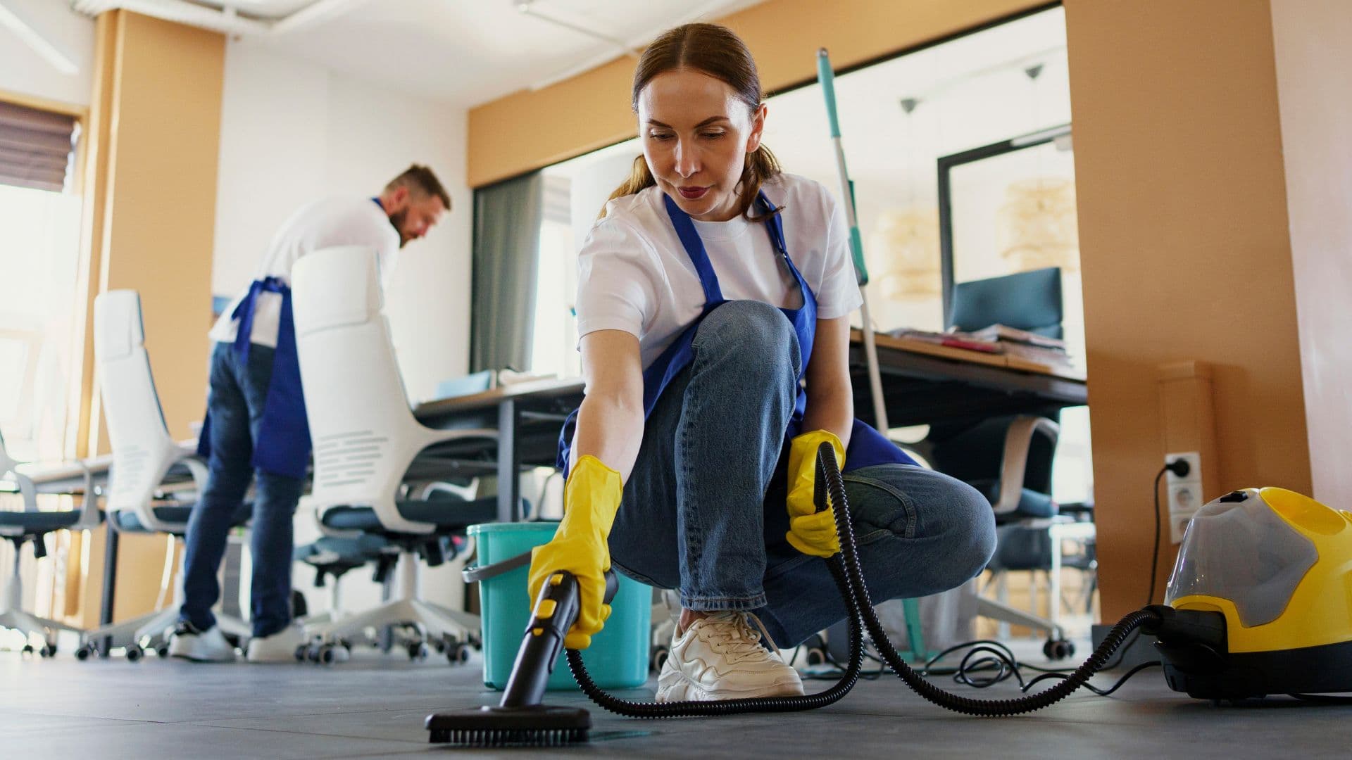 Why You Should Hire a Professional Cleaning Service